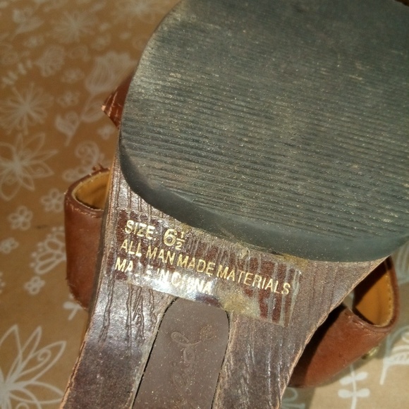 Qupid 6.5 Y2K Wooden Retro Braded Strap Sandals in Cognac - Picture 5 of 6